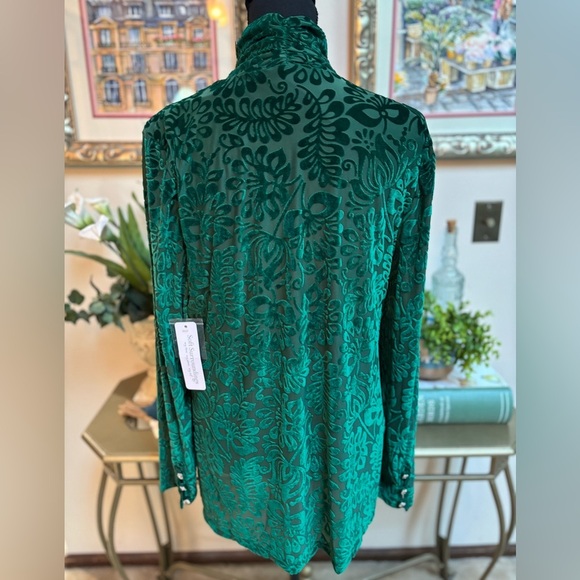 SOFT SURROUNDINGS Green Floral Print Velvet Turtleneck Long Sleeve Top SZ L NWT - Picture 2 of 11